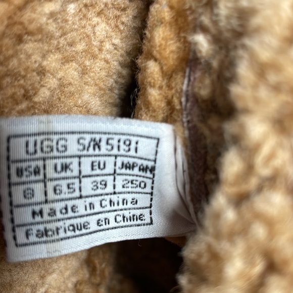 UGG Lodge Boots size/8 fully lined Sherpa with zippers for easy on/off - Picture 4 of 8